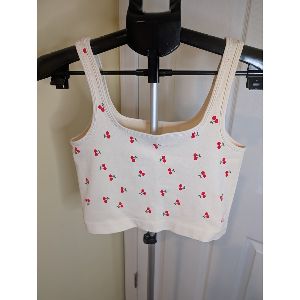 OQQ Cherry Print Tank Top Womens Large Cream Seamless Ribbed Cropped Square Neck